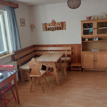 Chata Na Poskle U Lesa S Vyhledem Hutisko Esterno foto